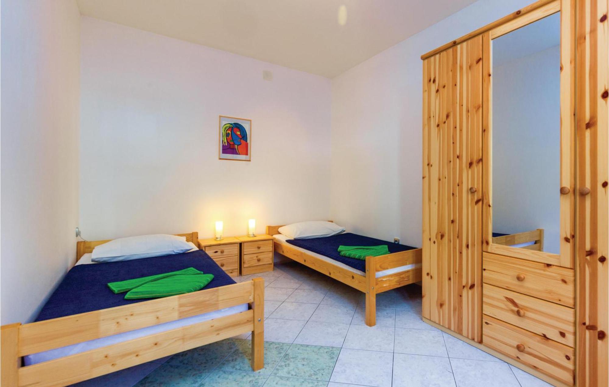 Beautiful Apartment In Crikvenica With Kitchen Exterior foto