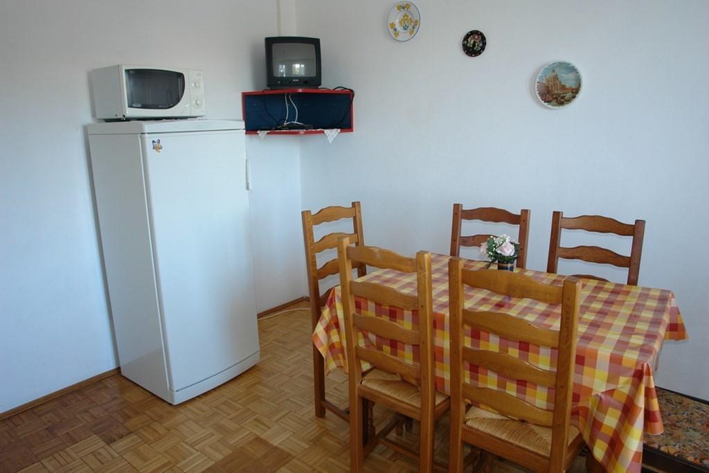 Beautiful Apartment In Crikvenica With Kitchen Quarto foto
